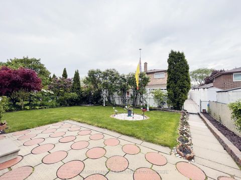 Photo 7 at 20 Cleethorpes Boulevard, Malvern West, Toronto