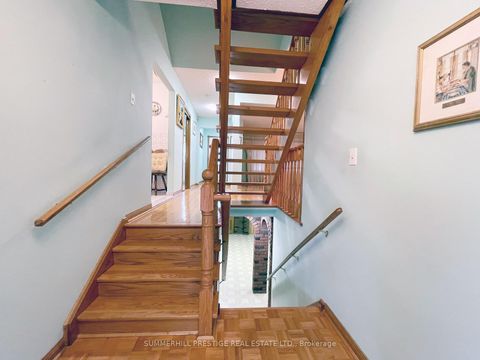 Photo 36 at 20 Cleethorpes Boulevard, Malvern West, Toronto