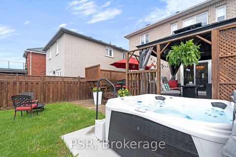 Photo 40 at 108 Villandry Crescent, Maple, Vaughan