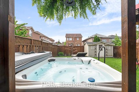 Photo 47 at 108 Villandry Crescent, Maple, Vaughan