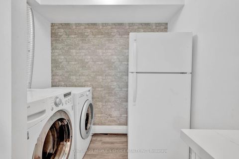 Photo 11 at 105 - 320 Dixon Road, The Westway, Toronto