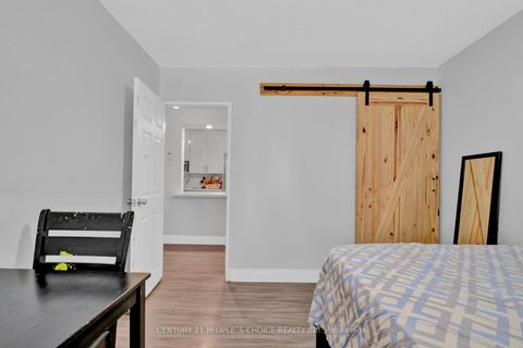Photo 15 at 105 - 320 Dixon Road, The Westway, Toronto