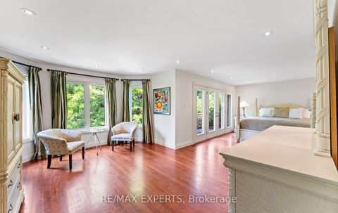 Photo 15 at 120 Riverside Drive, East Woodbridge, Vaughan