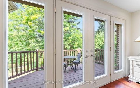 Photo 21 at 120 Riverside Drive, East Woodbridge, Vaughan