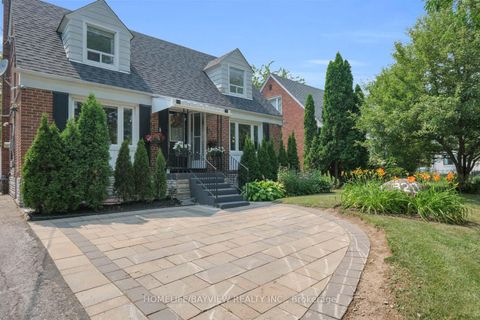 Photo 1 at 320 - 320 senlac Road, Willowdale West, Toronto