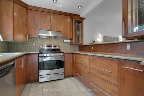 Photo 9 at 320 - 320 senlac Road, Willowdale West, Toronto
