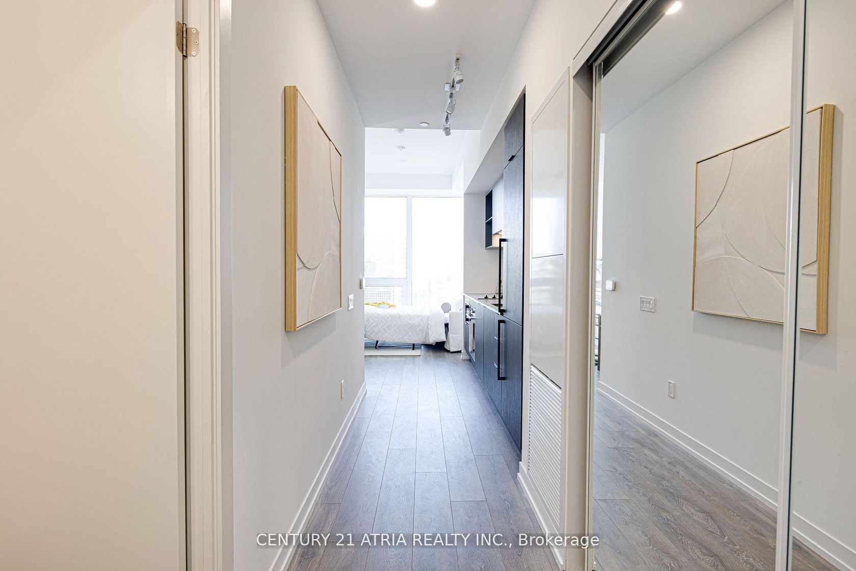 PH09 - 82 Dalhousie Street, Yonge Corridor, Toronto by Loree Meneguzzi Real Estate PH09 - 82 Dalhousie Street, Yonge Corridor, Toronto
