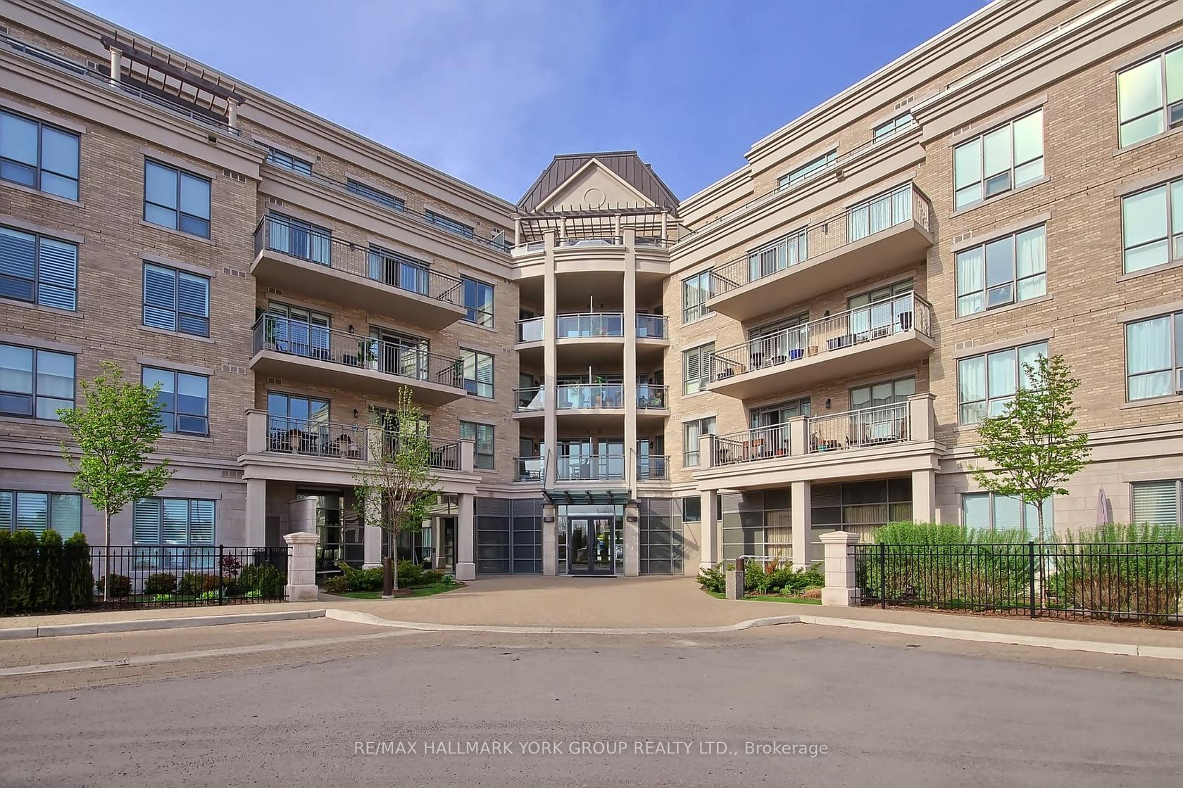 434 - 180 John West Way, Bayview Wellington, Aurora 