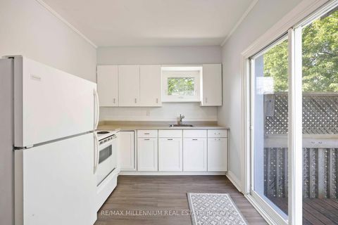 Photo 11 at 96 Phillip Avenue, Cliffside, Toronto