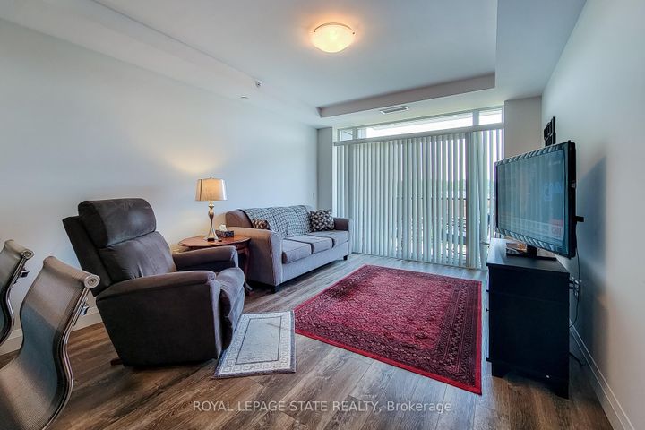 Photo 12 at 313 - 1 Redfern Avenue, Mountview, Hamilton