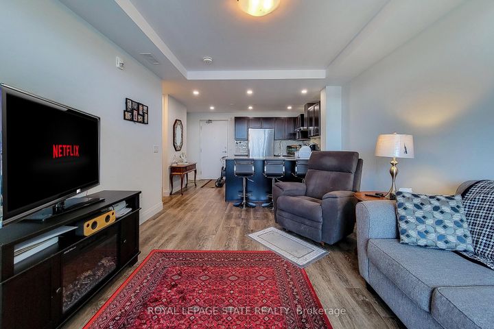 Photo 13 at 313 - 1 Redfern Avenue, Mountview, Hamilton