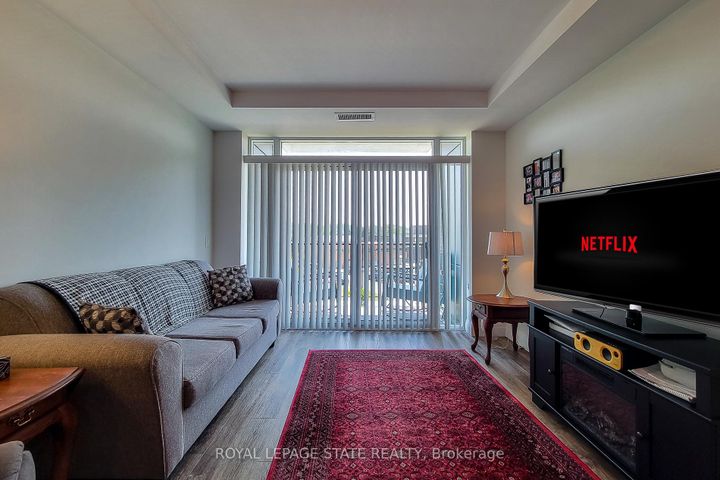 Photo 14 at 313 - 1 Redfern Avenue, Mountview, Hamilton