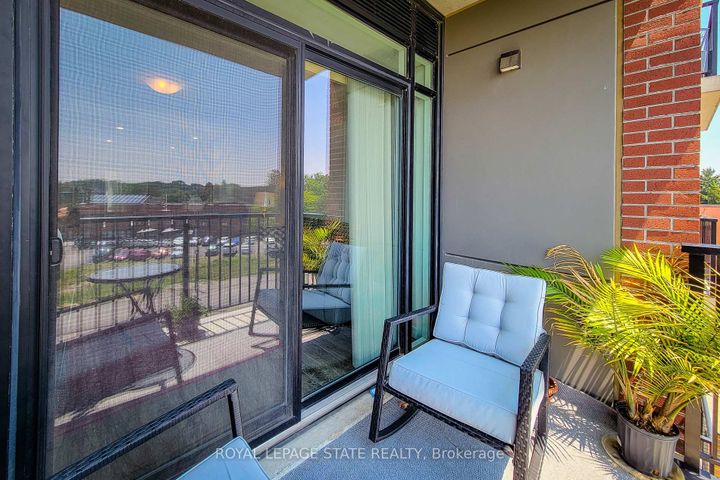Photo 17 at 313 - 1 Redfern Avenue, Mountview, Hamilton