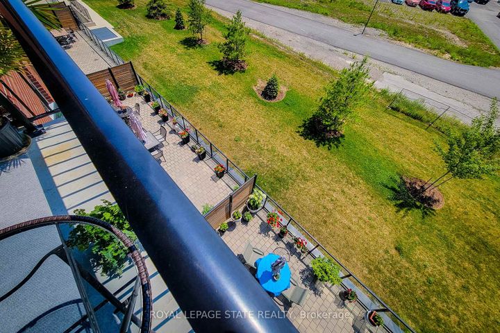 Photo 18 at 313 - 1 Redfern Avenue, Mountview, Hamilton
