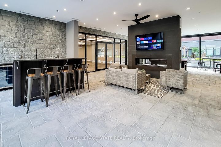 Photo 41 at 313 - 1 Redfern Avenue, Mountview, Hamilton