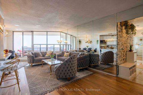 Photo 2 at PH01 - 15 Vicora Linkway, Flemingdon Park, Toronto