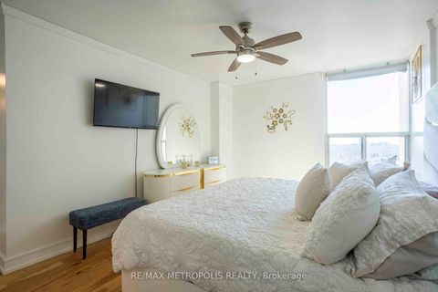Photo 18 at PH01 - 15 Vicora Linkway, Flemingdon Park, Toronto