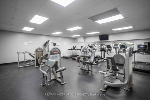 Photo 34 at PH01 - 15 Vicora Linkway, Flemingdon Park, Toronto