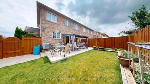 Photo 3 at 450 John Deisman Boulevard, Vellore Village, Vaughan