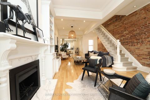 Photo 5 at 113 Trinity Street, Moss Park, Toronto