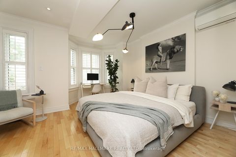 Photo 14 at 113 Trinity Street, Moss Park, Toronto