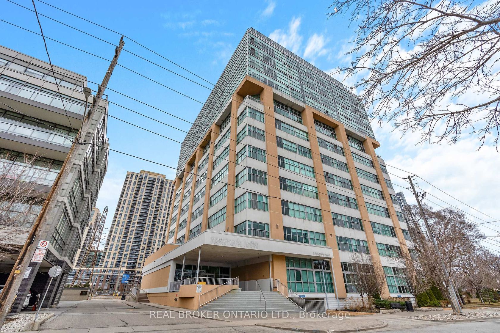311 - 2 Fieldway Road, City Centre West, Toronto 