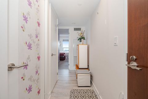 Photo 8 at 405 - 120 Varna Drive, Lawrence, Toronto