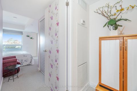 Photo 13 at 405 - 120 Varna Drive, Lawrence, Toronto