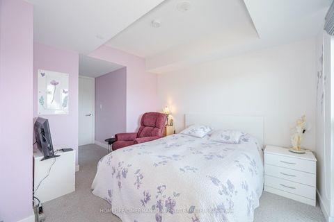 Photo 15 at 405 - 120 Varna Drive, Lawrence, Toronto