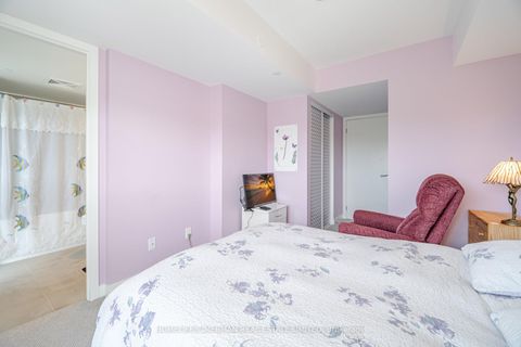 Photo 16 at 405 - 120 Varna Drive, Lawrence, Toronto