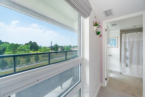 Photo 17 at 405 - 120 Varna Drive, Lawrence, Toronto