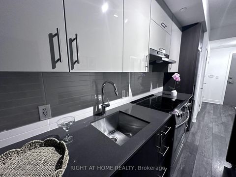 Photo 7 at 720 - 188 Fairview Mall Drive, Don Valley Village, Toronto