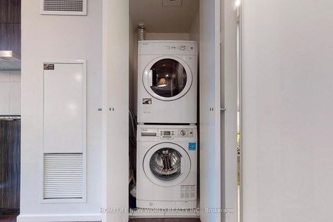 Photo 22 at 611 - 101 Charles Street E, Yonge Corridor, Toronto Photo 22 at 611 - 101 Charles Street E, Yonge Corridor, Toronto