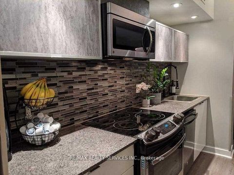 Photo 4 at 1019 - 4000 Spadina Avenue, Waterfront Communities C1, Toronto