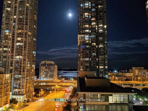 Photo 16 at 1019 - 4000 Spadina Avenue, Waterfront Communities C1, Toronto