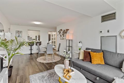 Photo 13 at 311 - 330 Mccowan Road, Eglinton East, Toronto