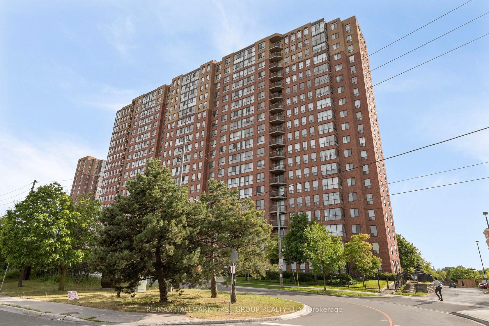 311 - 330 Mccowan Road, Eglinton East, Toronto 