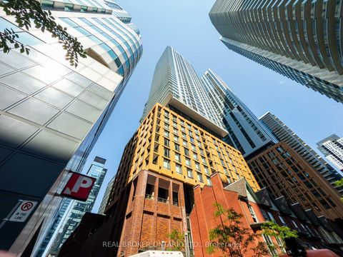 Photo 13 at 1106 - 8 Widmer Street, Waterfront Communities C1, Toronto