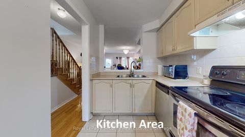 Photo 14 at 1017 Roselawn Avenue, Belgravia, Toronto