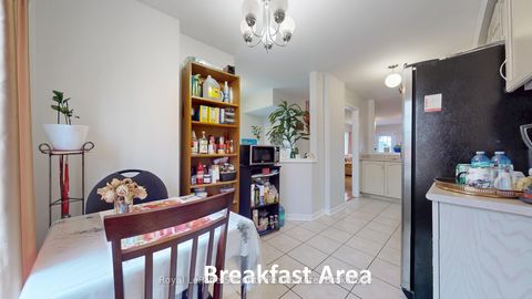 Photo 18 at 1017 Roselawn Avenue, Belgravia, Toronto