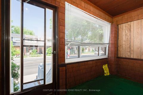 Photo 1 at 635 Coxwell Avenue, Woodbine Corridor, Toronto