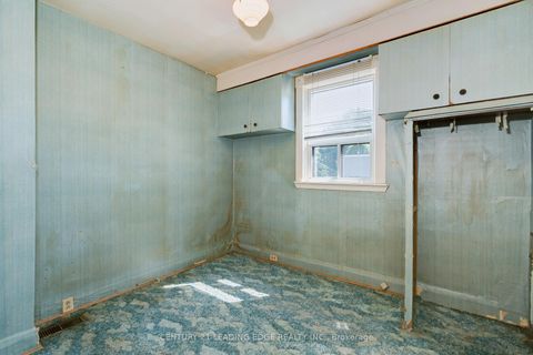 Photo 31 at 635 Coxwell Avenue, Woodbine Corridor, Toronto