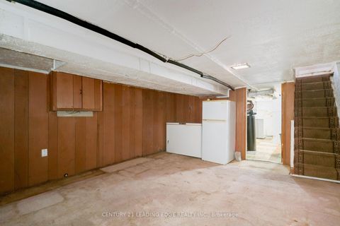 Photo 35 at 635 Coxwell Avenue, Woodbine Corridor, Toronto