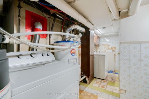 Photo 36 at 635 Coxwell Avenue, Woodbine Corridor, Toronto