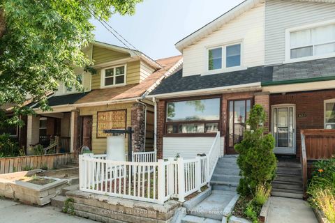 Photo 40 at 635 Coxwell Avenue, Woodbine Corridor, Toronto