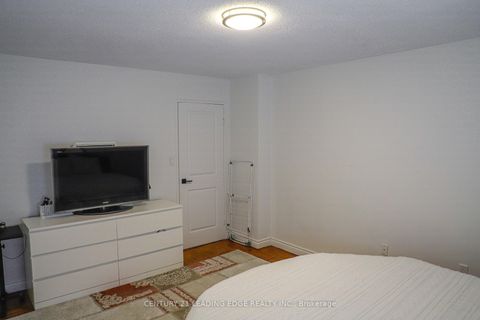 Photo 24 at 617 - 10 Edgecliff Golfway, Flemingdon Park, Toronto