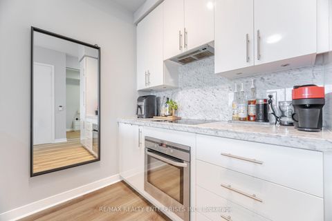 Photo 5 at 302 - 156 Portland Street, Waterfront Communities C1, Toronto
