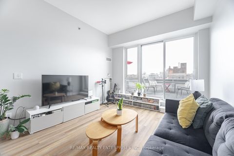 Photo 9 at 302 - 156 Portland Street, Waterfront Communities C1, Toronto