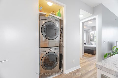 Photo 15 at 302 - 156 Portland Street, Waterfront Communities C1, Toronto