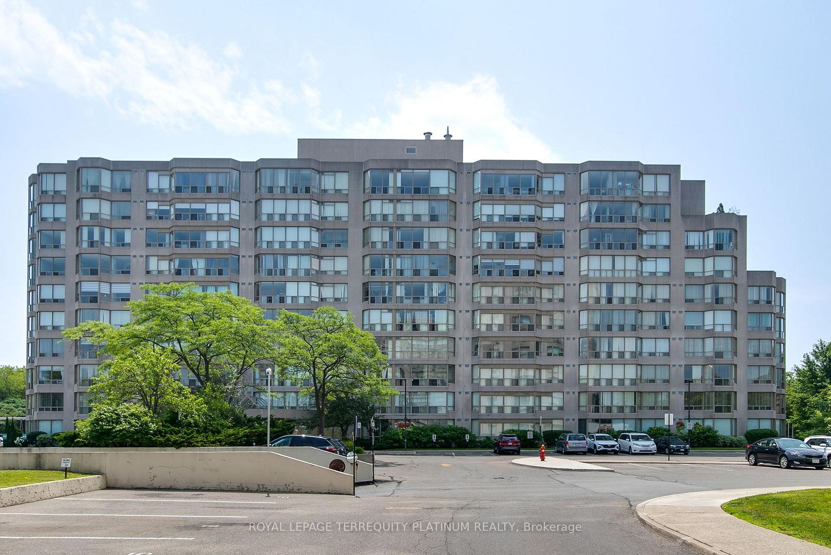 413 - 175 Cedar Avenue, Harding, Richmond Hill 
